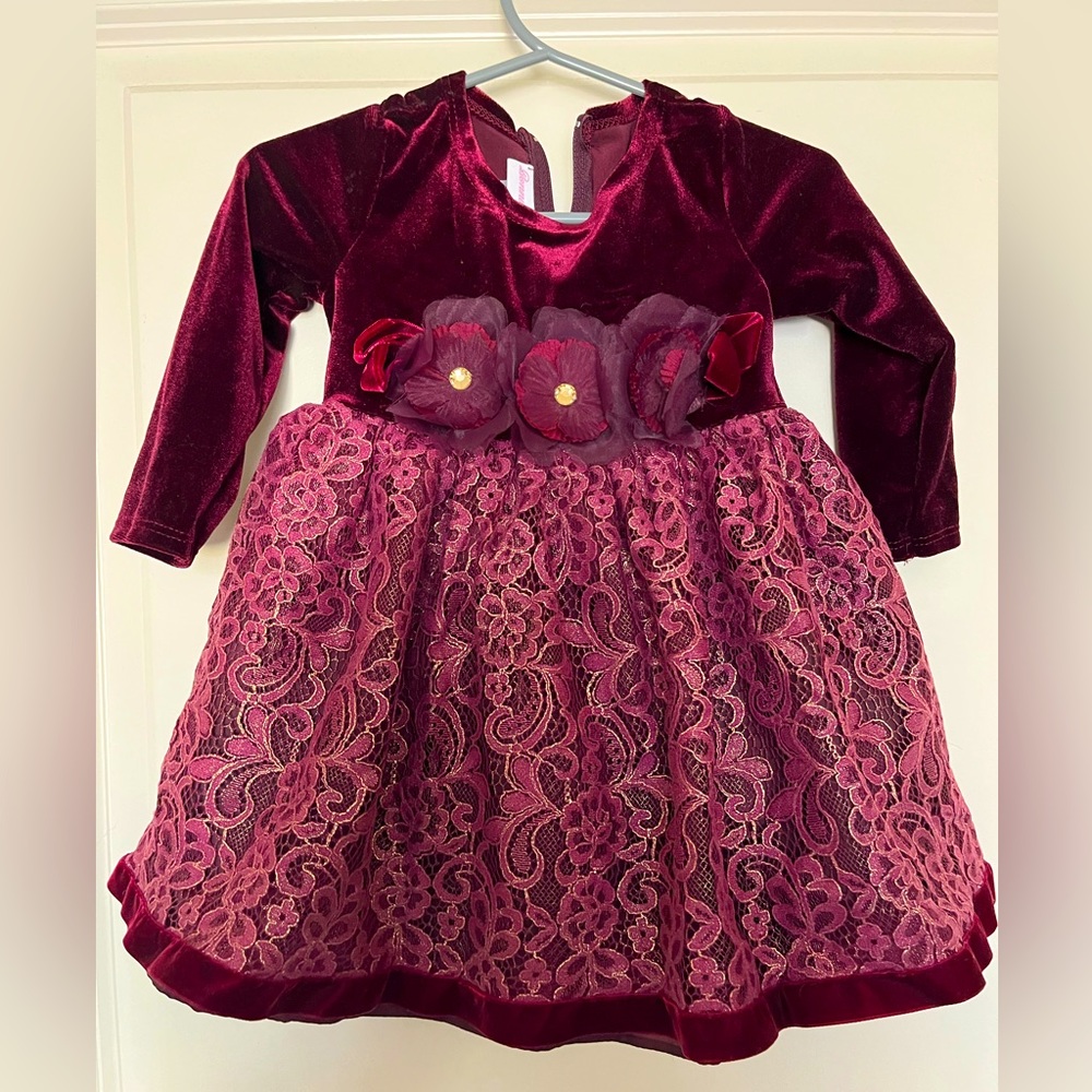 Beautiful burgundy formal dress, 12 months